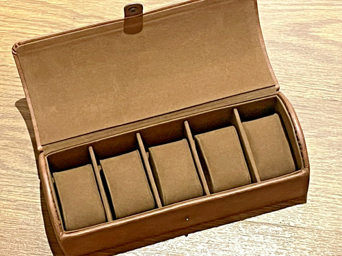 Slot watch case for travel - watch,